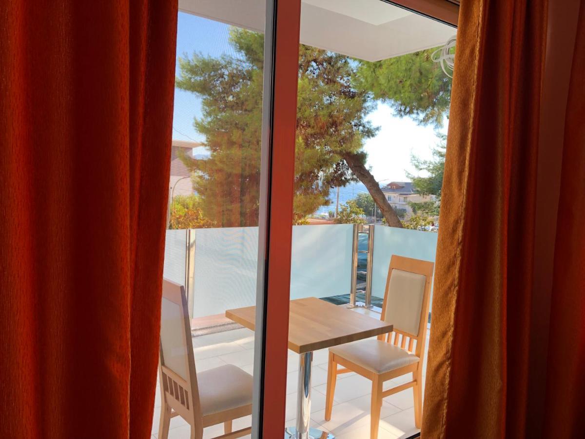 Nemesis Hotel Sarande Exterior photo
