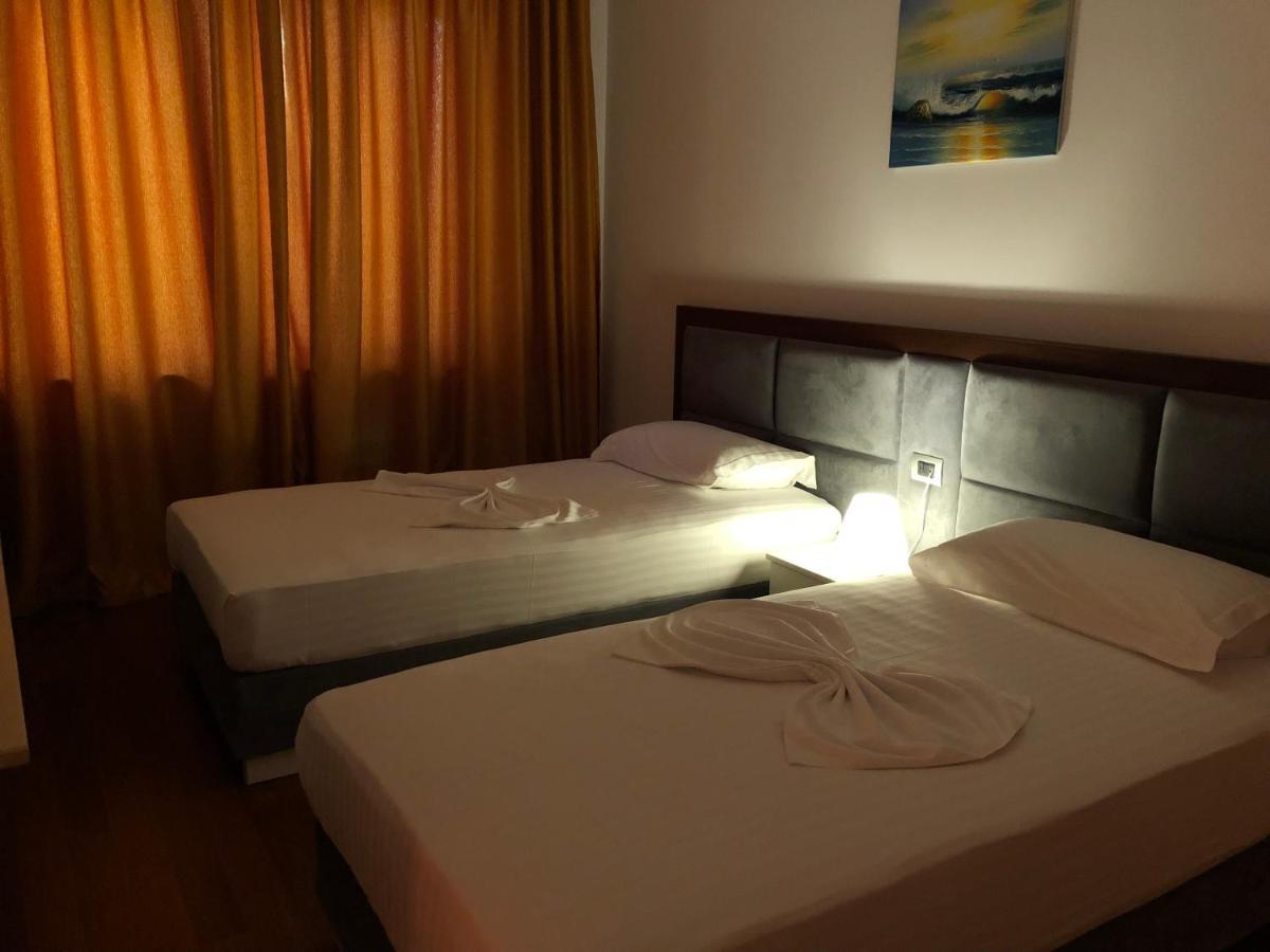 Nemesis Hotel Sarande Exterior photo